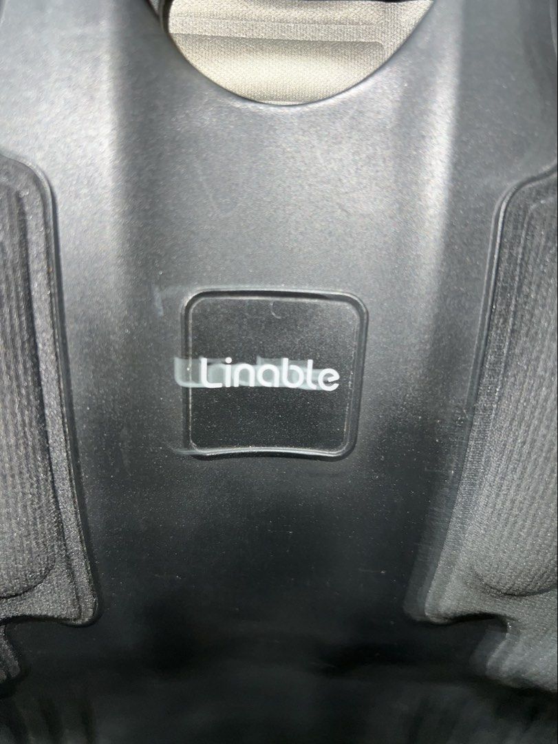 Linable Ergonomic Back Support (Category: Chairs) located in Quezon City. Submitted by daday39 (Listing ID 1438458452, Image 3). Description: - Linable ergonomic back support. - Designed for chair use. - Contoured design with padded sections. - Central support area. - Black finish. - Helps improve posture. Made in Korea 2 pcs Available - Reduces back strain. Made in Korea Note Need Wash .