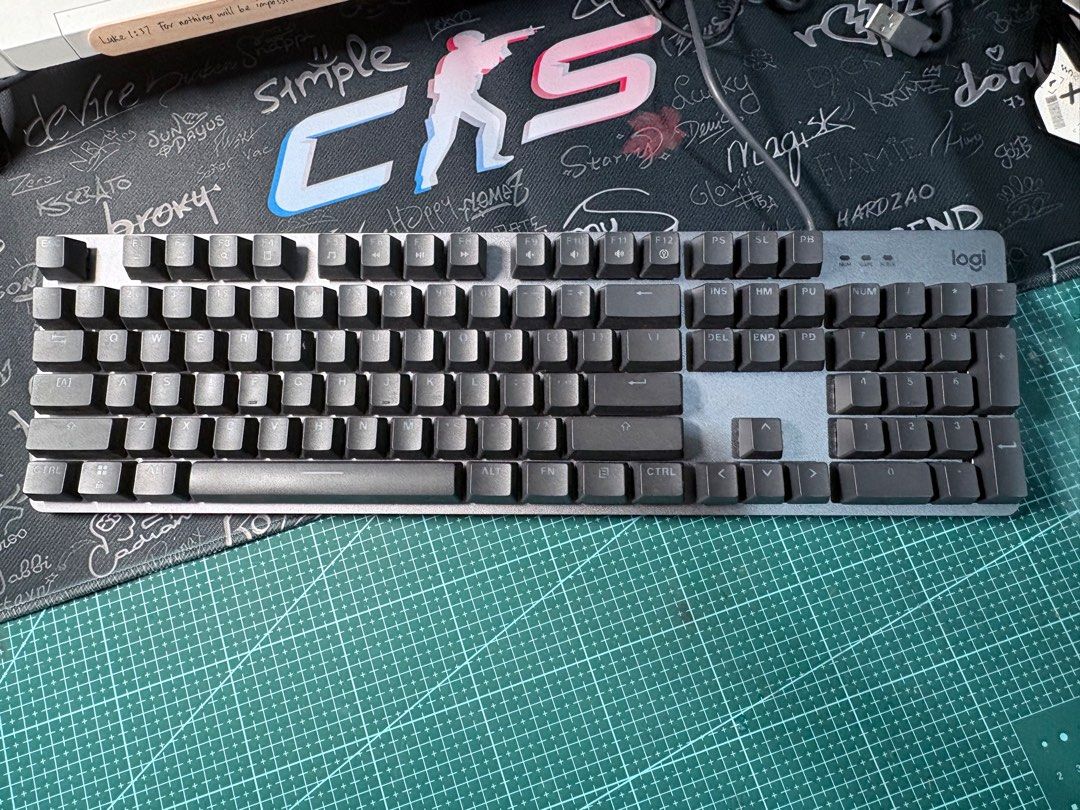 Logitech K845 Mechanical Keyboard456847837092925441