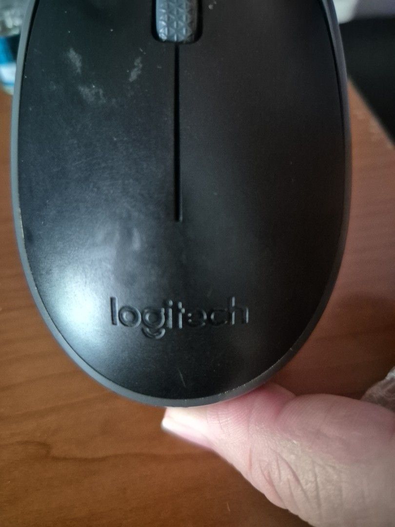 Logitech M170 Wireless Mouse - Black456508969027512321