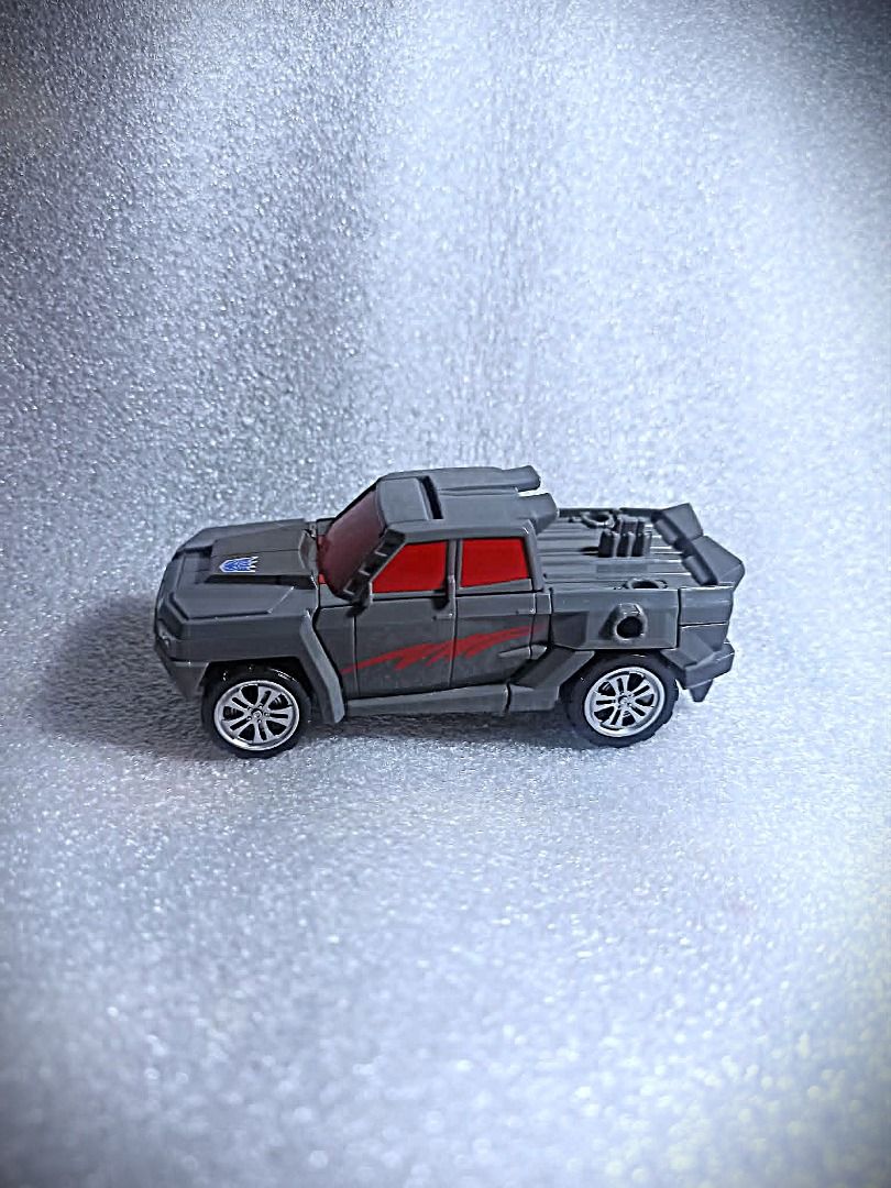Loose CW OFFROAD Deluxe Class Hasbro Decepticon Transformers (Category: Action & Battle Toys) located in Pasay City. Submitted by Chariselyn (Listing ID 1438310759, Image 3). Description: Loose CW OFFROAD (1600+sf) Deluxe Class Hasbro Decepticon Transformers Series: Combiner Wars, 2015 Scale: 6 inches Stock: 1 Issues: 0 Condition: 10/10 Accessories: complete accessories, comics and manual Mode of Payment: GCash or through your rider Shipping opti