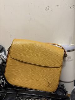 （分類：）位於 。 由 holinel093 提交（商品編號 1438393261，圖片 1）。簡介： 。