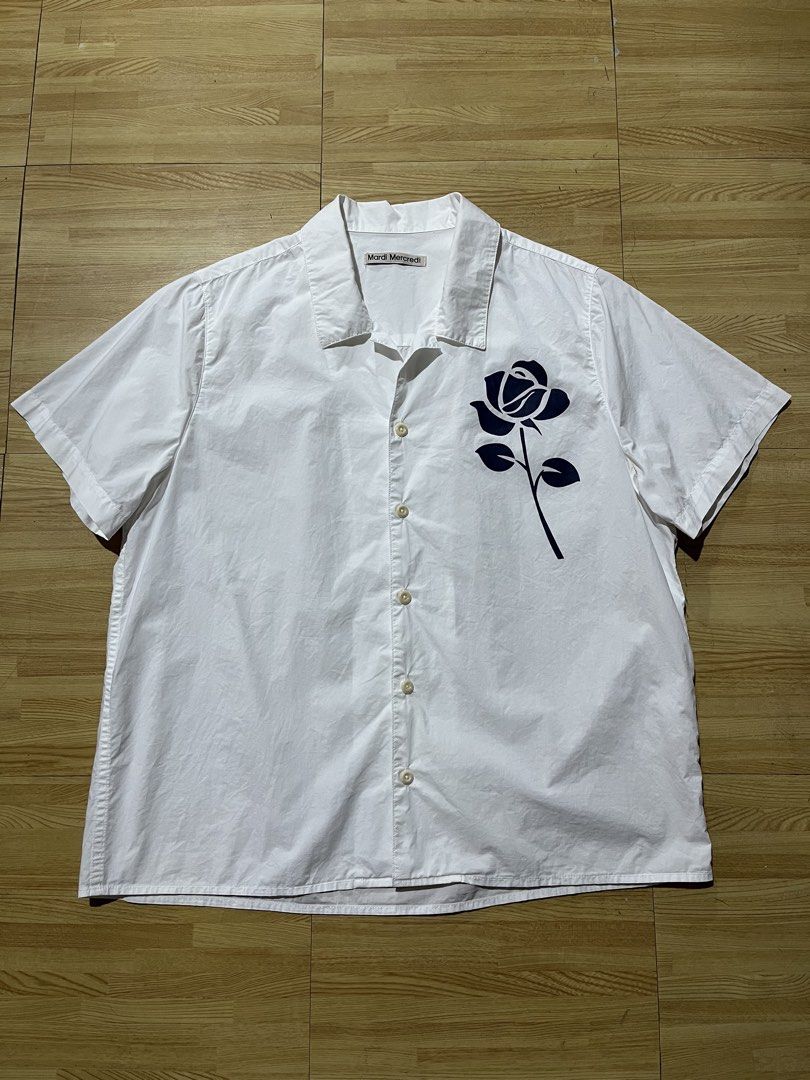 Mardi Mercredi Button Down (Category: Shirts) located in Manila. Submitted by brkebys (Listing ID 1438366337, Image 1). Description: Width: 21 Length: 25 Excellent condition .
