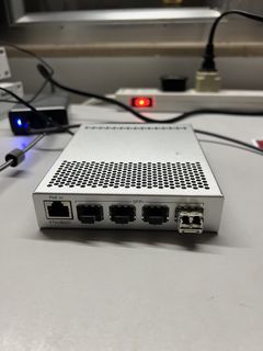 （分類：）位於 。 由 01001000 提交（商品編號 1438467467，圖片 1）。簡介： 。