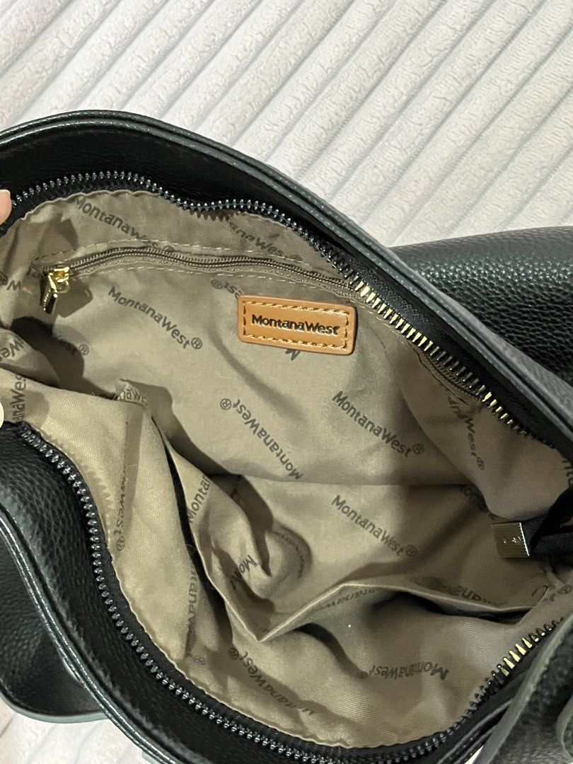 Montana West Shoulder Bag (Category: Shoulder Bags) located in Manila. Submitted by rein_on_me (Listing ID 1438401357, Image 3). Description: No issue Good as new rfs: need magbawas ng bags .