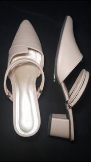 (Kategori: ) berada di . Dikirim oleh preloved.bydapi (ID iklan 1438404633, Gambar 1). Deskripsi: .