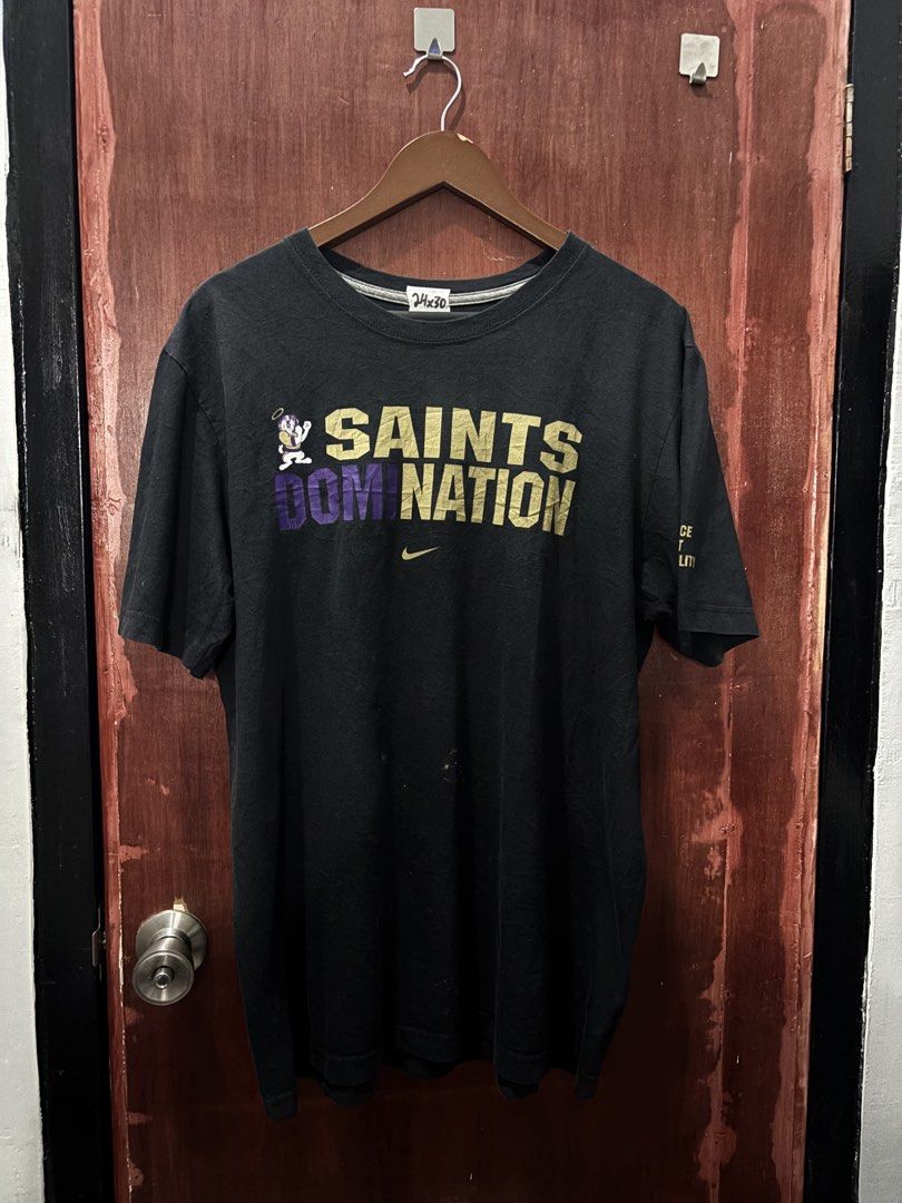 NIKE SAINTS T-shirt (Category: Tshirts & Polo Shirts ) located in Valenzuela. Submitted by eightyythrift (Listing ID 1438308174, Image 1). Description: .