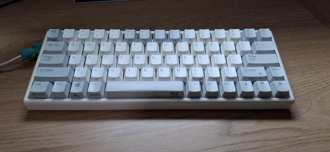 Niz Plum Atom 66456646845636300800