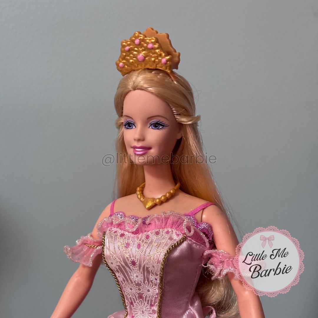 Barbie Nutcracker Clara Doll Crown and Necklace Accessories Replacement (Category: Kids Toys) located in Mexico. Submitted by heartbeatscrafts (Listing ID 1438385452, Image 2). Description: .