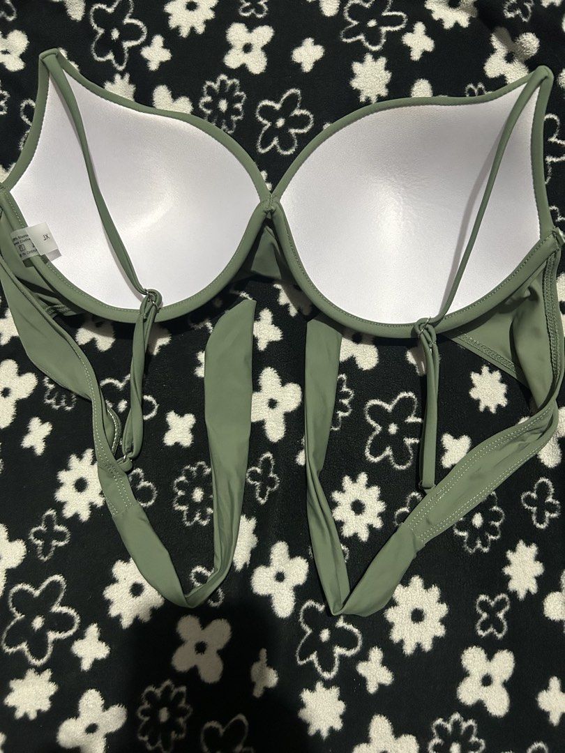 Olive Green Bikini Set PLUS SIZE (XL) (Category: Bikinis & Swimsuits) located in Cavite. Submitted by 004_aa (Listing ID 1438462646, Image 2). Description: Never been used pero dahil nakatambak, nag ka stain and not perfect white na yung bottom, BOTTOM ONLY FIXED PRICE NA .