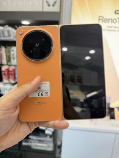 (Category: ) located in . Submitted by mymobile_serangoon (Listing ID 1438364043, Image 1). Description: .