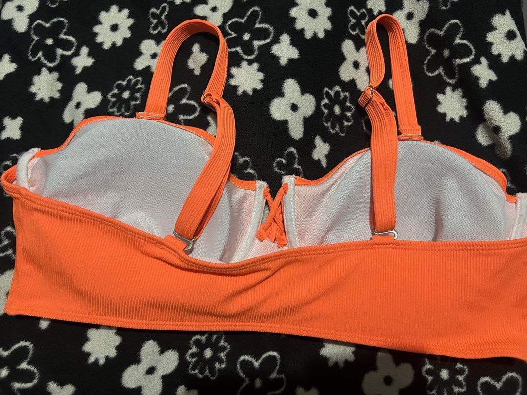 Orange Bikini Top Plus Size (2xl) (Category: Bikinis & Swimsuits) located in Cavite. Submitted by 004_aa (Listing ID 1438464536, Image 3). Description: 2 FOR 200!! and 125 EACH!! .