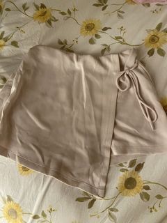 （分類：）位於 。 由 msandreea 提交（商品編號 1438396946，圖片 1）。簡介： 。
