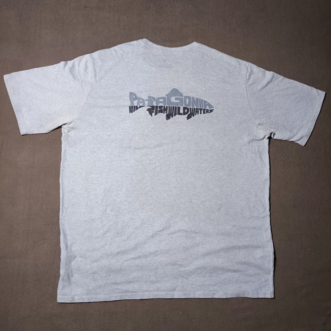 Patagonia Mountain Pocket Tee (Category: Tshirts & Polo Shirts ) located in Manila. Submitted by nye.seller (Listing ID 1438396049, Image 2). Description: Large on tag 25X30.
