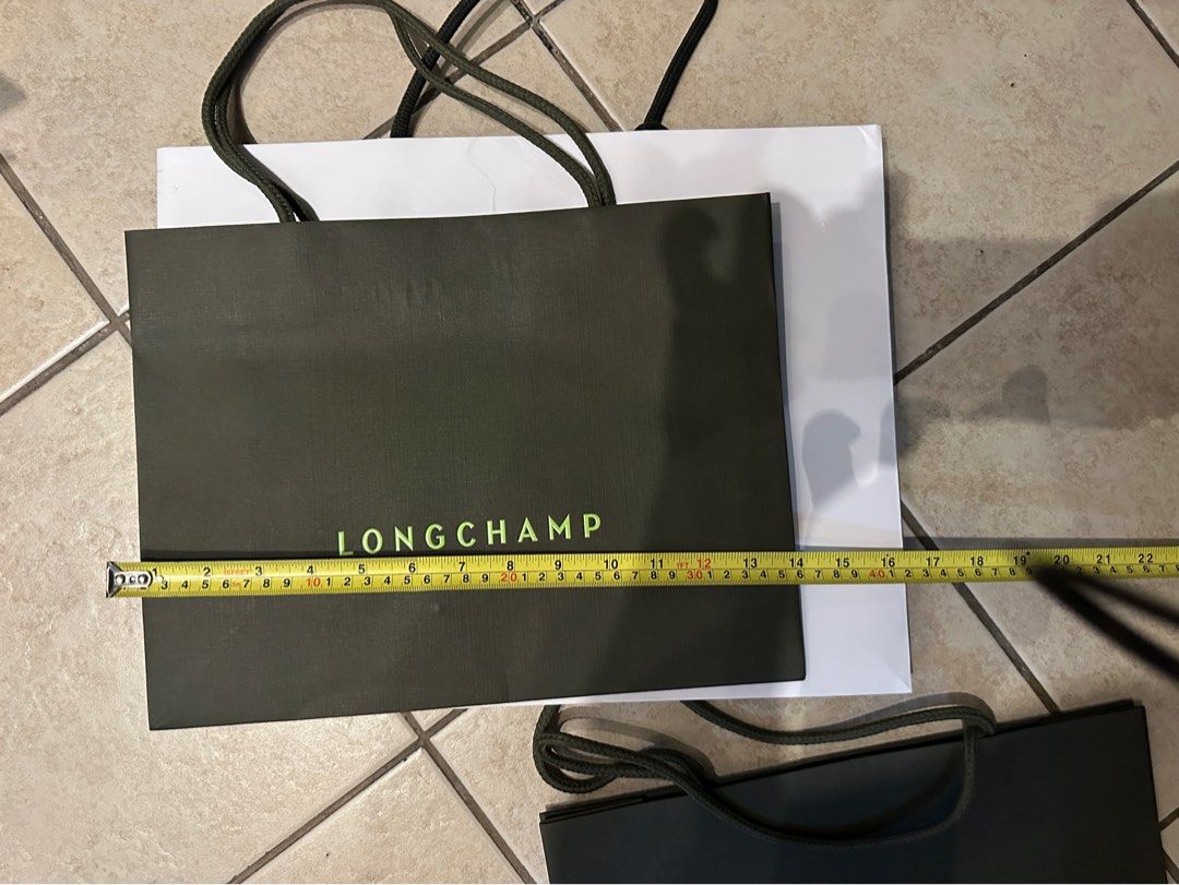 PAUL SMITH & LONGCHAMP Shopping Bags (Category: Luxury Accessories) located in Mandaluyong City. Submitted by yohjivangarcons (Listing ID 1438440825, Image 2). Description: Discounts available for two or more.
