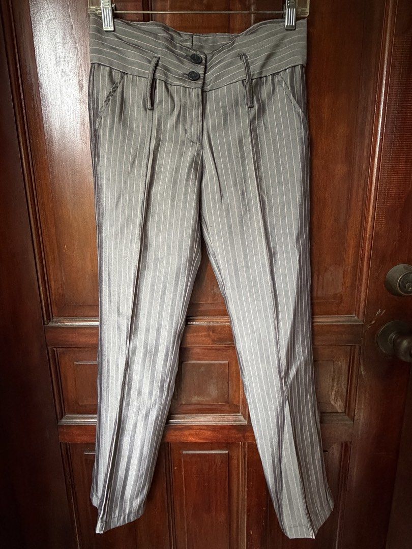 pinstripe trousers/slacks (Category: Other Bottoms) located in Las Pinas. Submitted by nylth (Listing ID 1438344660, Image 3). Description: - low waist - straight leg cut - button & zippers are complete and functional - no when worn because masikip sakin .