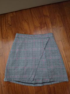 (Category: ) located in . Submitted by online_dloft (Listing ID 1438380585, Image 1). Description: .