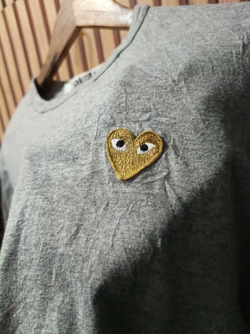 Play CDG Large (Category: Tshirts & Polo Shirts ) located in Cebu City. Submitted by rudybarbar (Listing ID 1438497553, Image 2). Description: CDG PLAY CDG YELLOW HEART MADE IN JAPAN SIZE LARGE DIMES WIDTH 21 INCH LENGTH 27 INCH MEASURED IN FLAT SURFACE AS NEW CONDITION AVAILABLE.