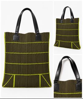 (Kategori: ) berada di . Dikirim oleh everything_in_between (ID iklan 1438338709, Gambar 1). Deskripsi: .