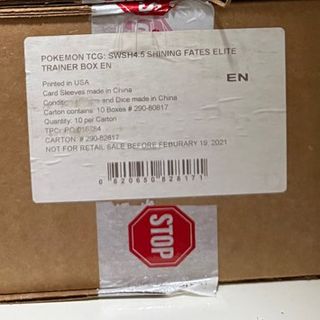 plastic sports card sleeves Sword & Shield - Shining Fates Elite Trainer Box - English main image 0