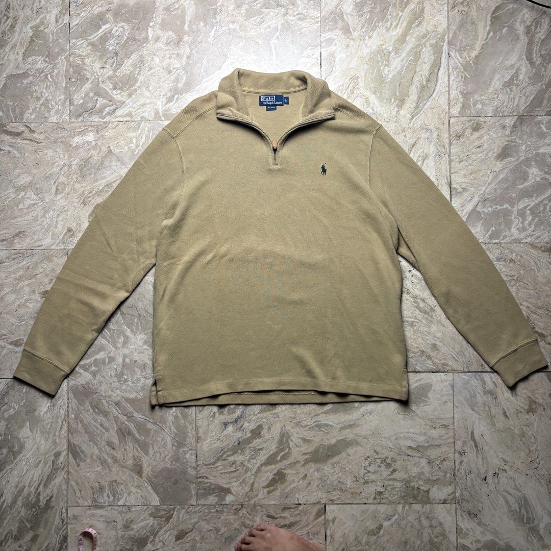 Polo ralph Lauren Half Zip (Category: Coats, Jackets and Outerwear) located in Dinalupihan. Submitted by hell.thrift (Listing ID 1438483810, Image 1). Description: Polo ralph lauren Size:L Need wash washable stain Length:29 Width:24.