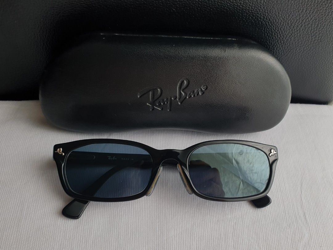 Ray-Ban RB5017A Eyeglass Sunglass Frame (Category: Sunglasses & Eyewear) located in Quezon City. Submitted by WasalakTwo (Listing ID 1438390783, Image 2). Description: Bought in Japan Authentic Good condition Still presentable Lens are graded, but replaceable Open for delivery nationwide Front Width 13cm Front Height 3.5cm.