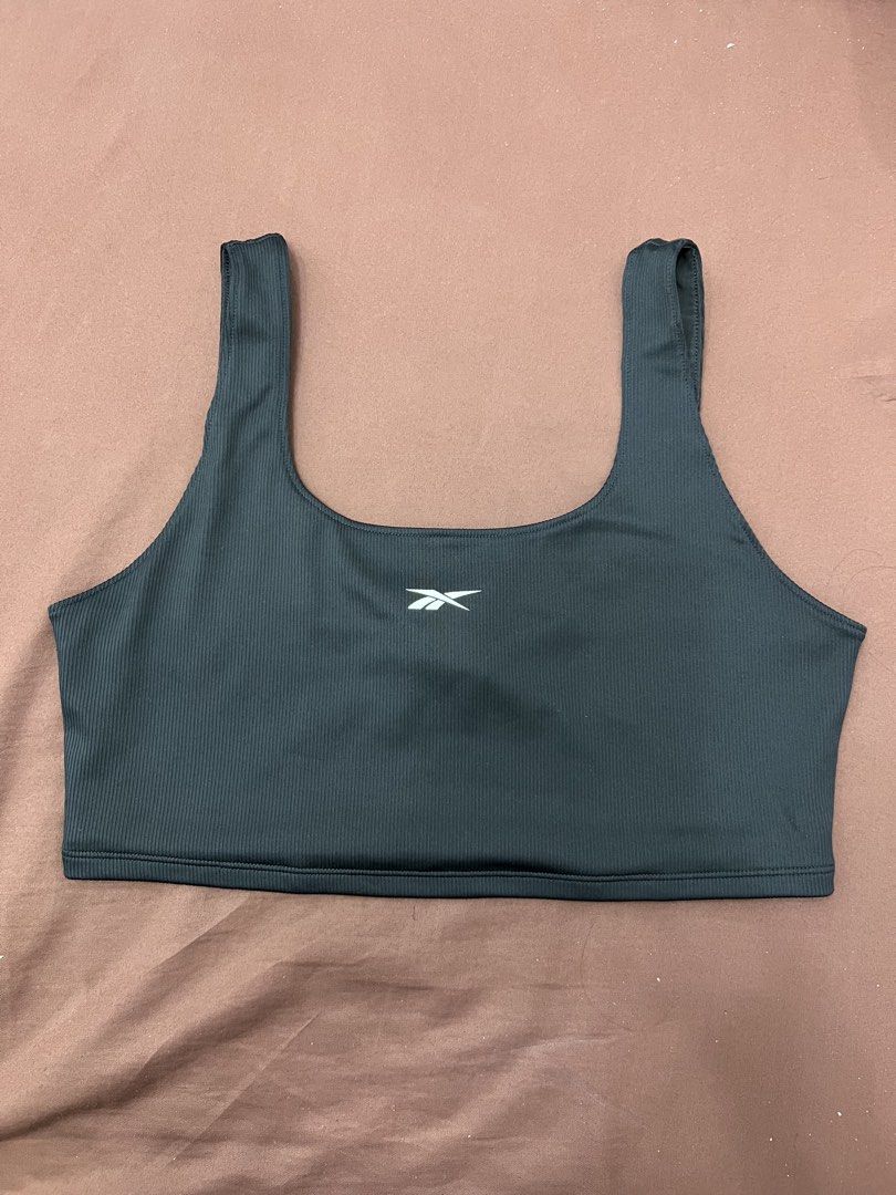 Reebok Ribbed Sports Bra (Category: Activewear) located in Manila. Submitted by dukseon (Listing ID 1438428223, Image 1). Description: Large No pads and no pad slot Sando/crop top style.