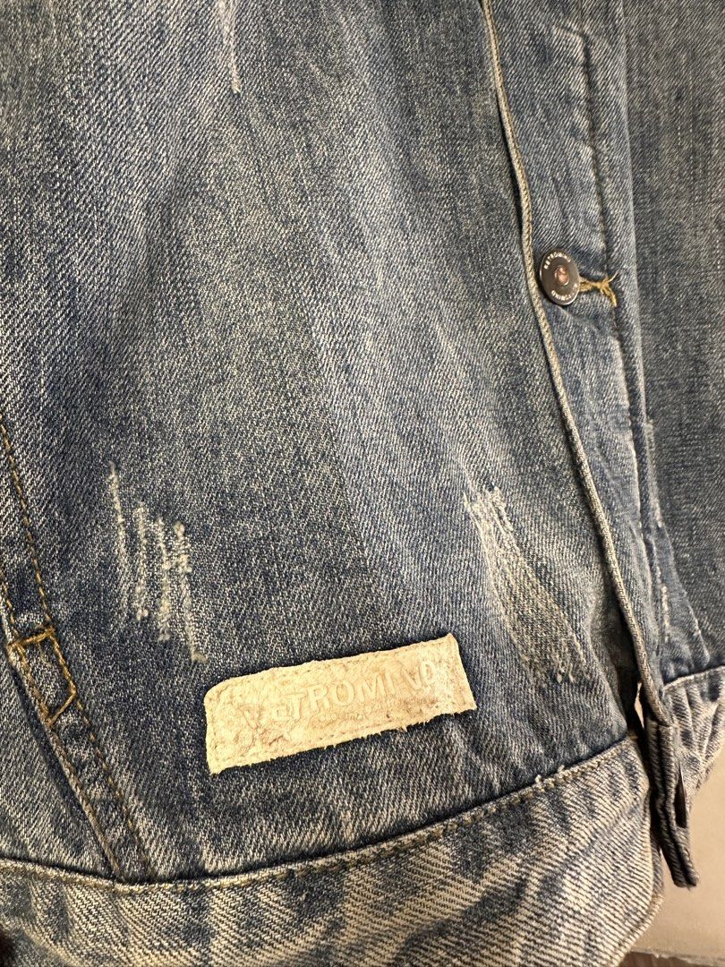 Retromind Mens Denim Jacket (Category: Coats, Jackets and Outerwear) located in Caloocan City. Submitted by greenboxpackaging (Listing ID 1438350352, Image 3). Description: Brand: Retromind Condition: Lightly used Size: XL Dimensions: Shoulder to Shoulder: 21 Armpit to Armpit: 22 Shoulder to Bottom: 26 Posting price is my best price, discounts will be given to bulk orders. All sales are final, no return to exchange. Thank you.