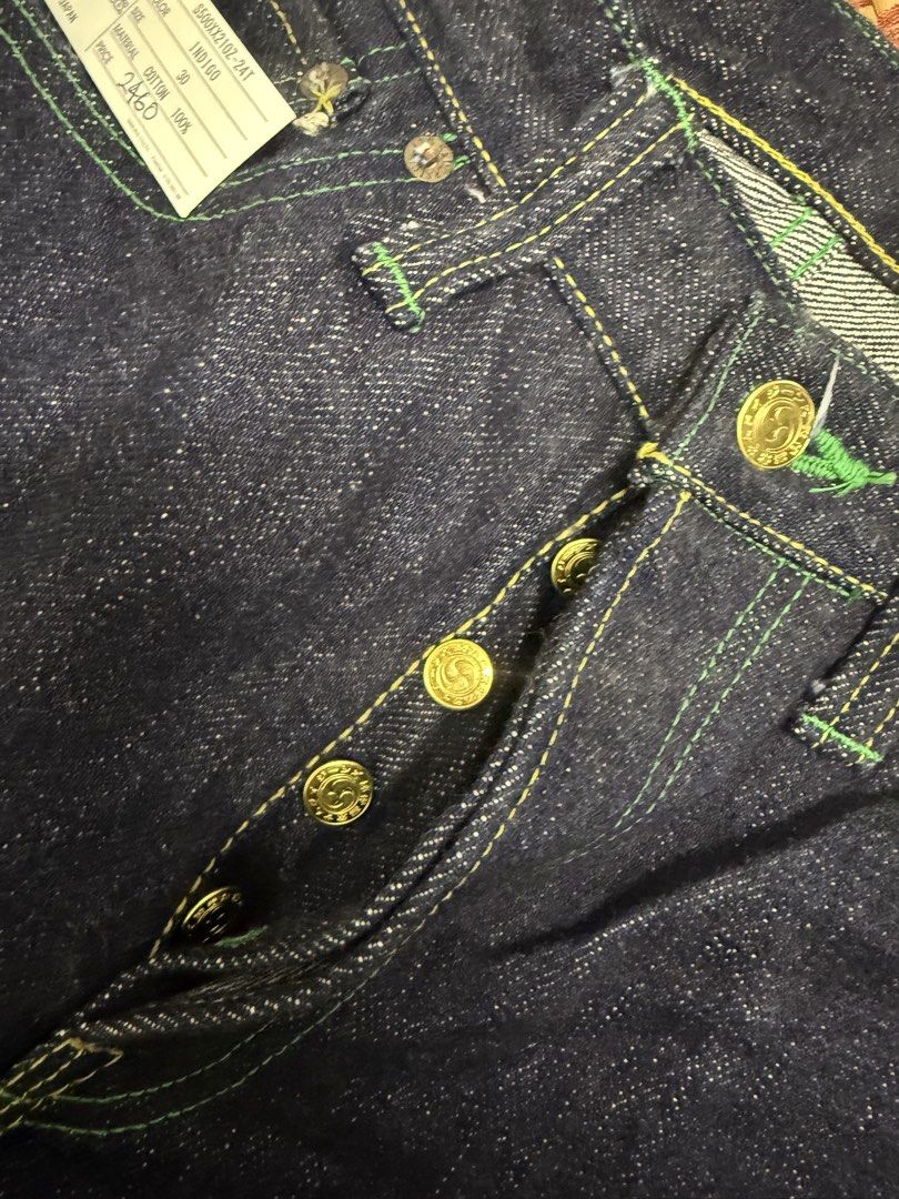 samurai jeans (Category: Jeans) located in Johor Bahru. Submitted by jaijon (Listing ID 1438415145, Image 3). Description: samurai dragon of year 2024 barang baru xpernah pakai tag 30 xpernah alter labuh dalam 45/46 21oz one wash kain cho kiwawi .