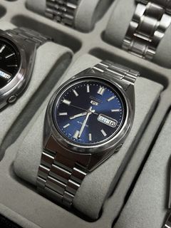 (Category: ) located in . Submitted by classictimepieces (Listing ID 1438501305, Image 1). Description: .