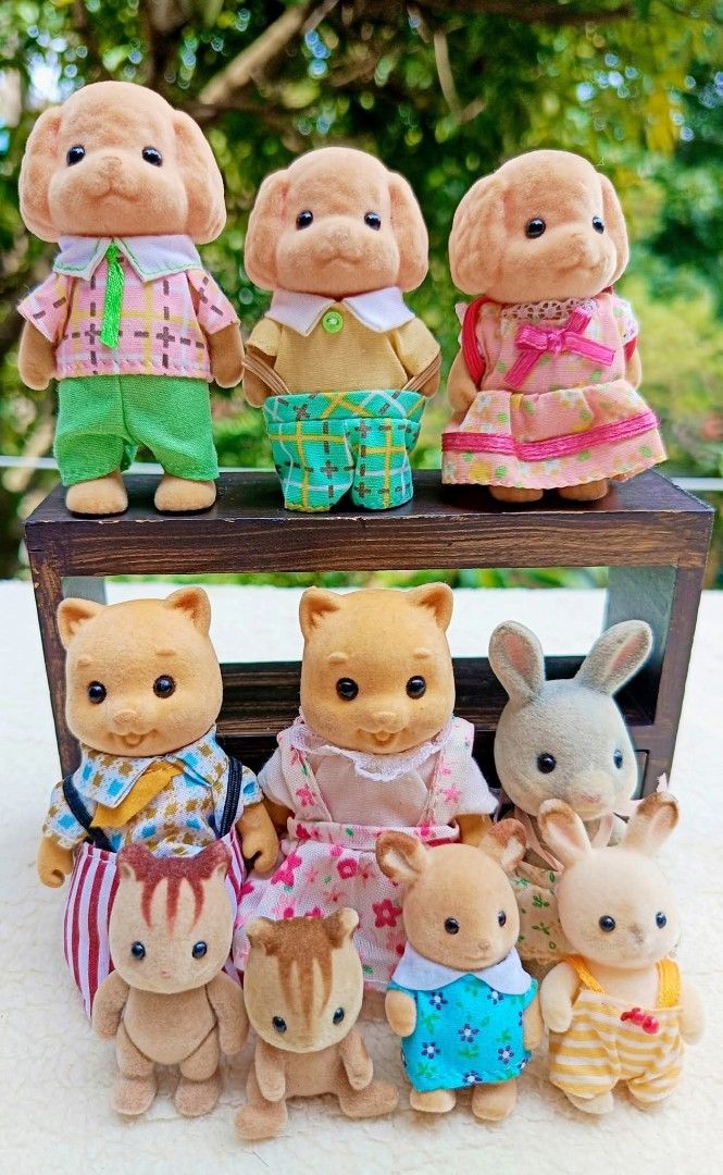 selling per piece Sylvanian Critters/Figures (Category: Figurines & Statues) located in Baguio. Submitted by boxmania (Listing ID 1438461661, Image 1). Description: selling per piece price varies, see individual photos From HK/UK/Dubai/Canada or Japan Surplus Box What you see is what you get No return, no exchange (random item po nakukuha ng seller sa box).