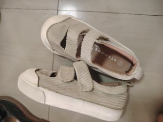 (Category: ) located in . Submitted by charmboutique (Listing ID 1438320735, Image 1). Description: .