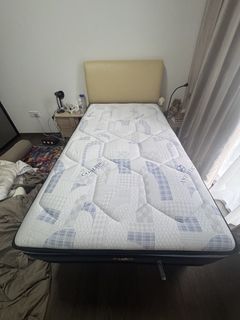 (Category: ) located in . Submitted by aai324 (Listing ID 1438312574, Image 1). Description: .