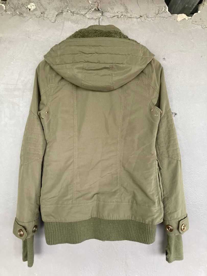 Sly Military Tactical Parka (Category: Coats, Jackets and Outerwear) located in Quezon City. Submitted by stylenpick (Listing ID 1438407108, Image 2). Description: Removable fur lining Brand: Sly Military Made in: China Year: Material: Polyester, Acrylic Color: Olive Green Size on tag: 1 Measurements (laid flat) Shoulders: 15" Sleeves: 26” Bust: 17.5“ Waist: 19.5" Length: 27” Color rating: 9/10 Condition overall: 8.5/10 Flaws: minimal signs of us