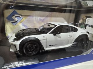 Fuelme 1:64 - RWB LBWK Porsche 993 Rothmans, Hobbies & Toys, Toys