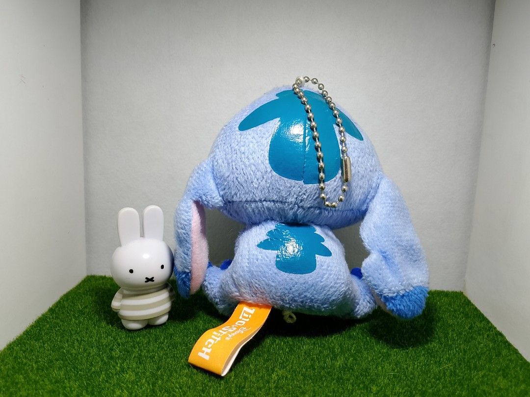 Stitch Mini Plush Keychain (Category: Plushies & Soft Toys) located in Manila. Submitted by findyourtreasure10 (Listing ID 1438485490, Image 2). Description: Lilo Stitch On tag Good Condition MOP - Gcash MOD - Lalamove / JNT LOC - Quezon City.