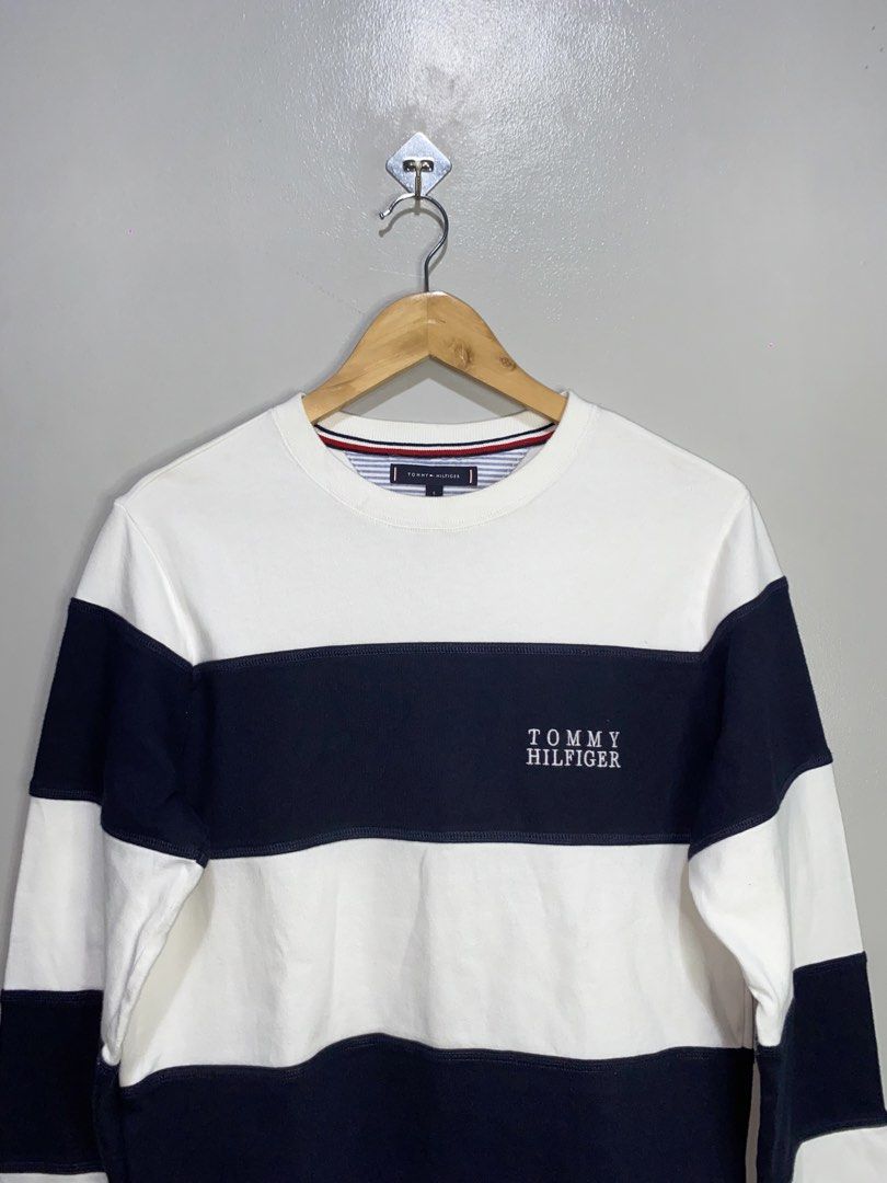 Tommy Hilfiger Crewneck Sweatshirt (Category: Tshirts & Polo Shirts ) located in Bago City. Submitted by gent.ly.getup (Listing ID 1438437671, Image 2). Description: Like new Authentic Embroidery Spell out M on Tag 19.5 by 27 No issue.