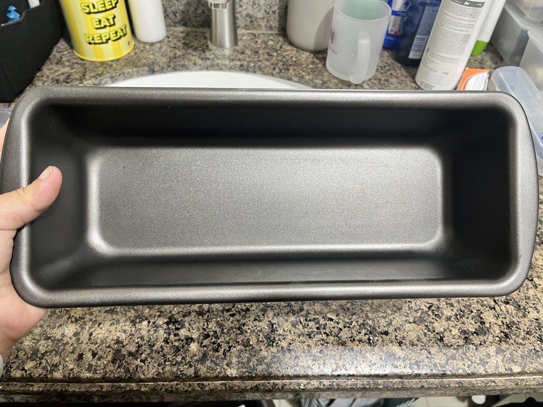 Tramontina Cake Pan (Category: Other Kitchenware & Tableware) located in Taguig. Submitted by larabae.333 (Listing ID 1438499855, Image 2). Description: Important: 1. NO RUSH PICKUP OR SHIPPING. Kindly message me first before picking up. 2. If it says available then it is available. 3. For messages with “LP”, I will not entertain or respond. Please make an offer only when you are sure. 4. If I like the offer, I will accept the offer. 5. Discounts