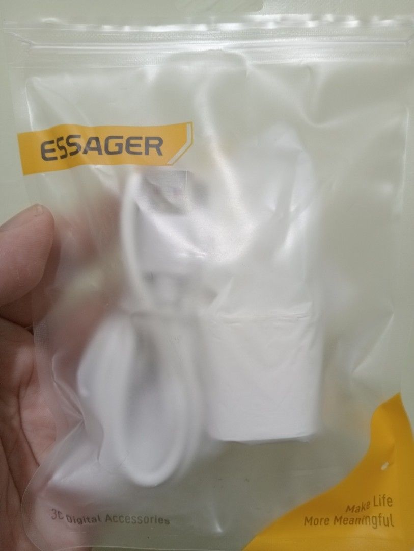 Type C Gan Micro dual port charger (Category: Batteries & Power Banks) located in Makati City. Submitted by redisell (Listing ID 1438316817, Image 2). Description: - ESSAGER Type C GaN Micro Dual Port Charger - Dual ports: Type-C and USB-A - Compact and portable design - White color - Fast charging capability.