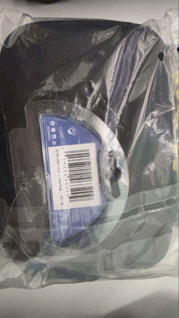 Unicorn Gary Anderson Ultra Dart Case (Category: Other Sports Equipment and Supplies) located in Quezon City. Submitted by thornicus (Listing ID 1438306440, Image 2). Description: - New Unicorn Gary Anderson Ultra Dart Case (Medium size) - Features a Scottish-themed design - Showcases the 'Flying Scotsman' logo - Designed to protect and store darts (2 sets) - Black back - Brand new, still in original packaging Location: Quezon City.