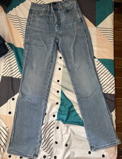 (Category: ) located in . Submitted by aimeemqlng (Listing ID 1438371974, Image 1). Description: .