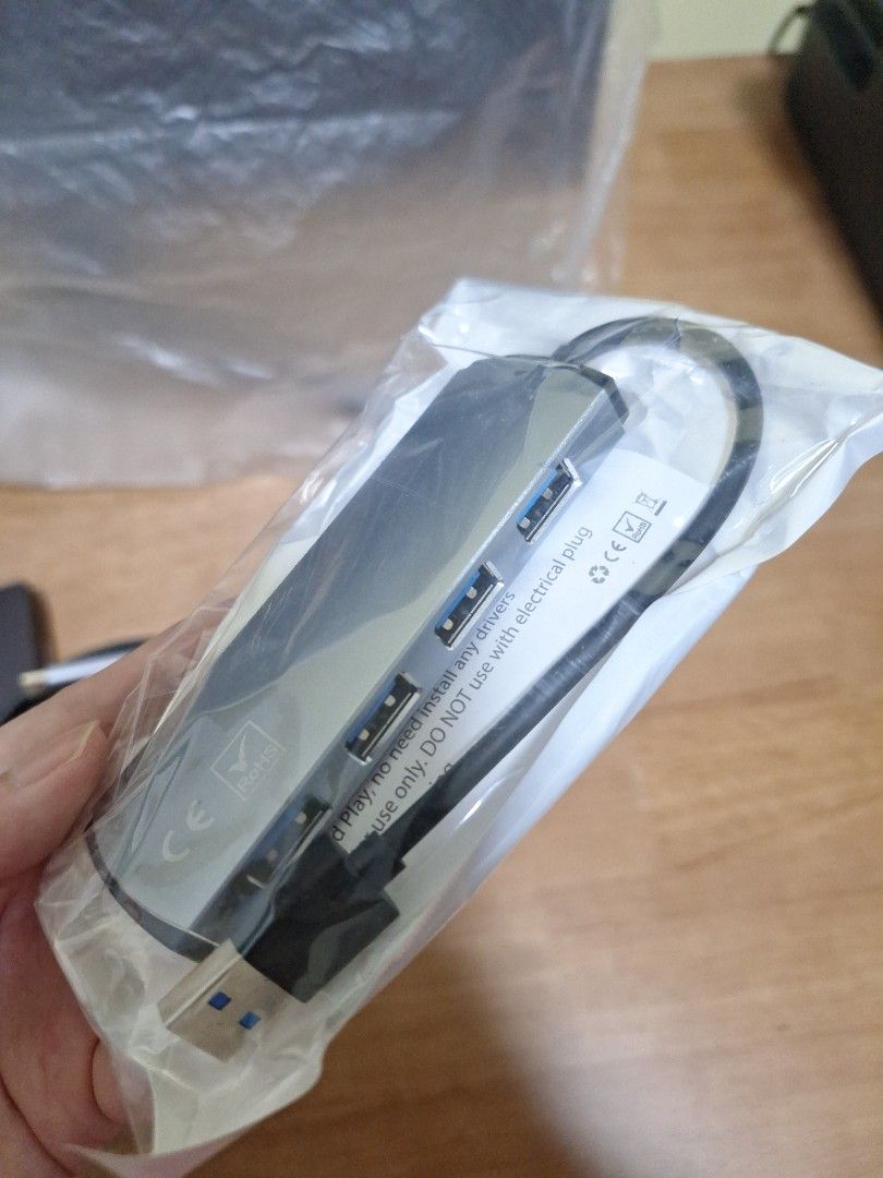 USB Hub - 4 Ports456859080763658240