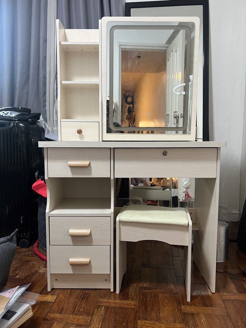 RUSH SALE Vanity Table with Drawer Lock Mirror (Category: Tables & Sets) located in Caloocan City. Submitted by keenforest-c0155b (Listing ID 1438392933, Image 1). Description: Used vanity with chair, LED to be fixed. Chair has cat scratches, can be reupholstered. Buyer to shoulder pickup and transport from condo unit via Lalamove.