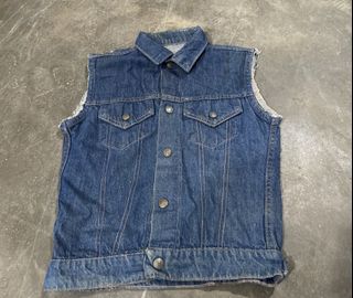 (Category: ) located in . Submitted by store.22000 (Listing ID 1438388260, Image 1). Description: .