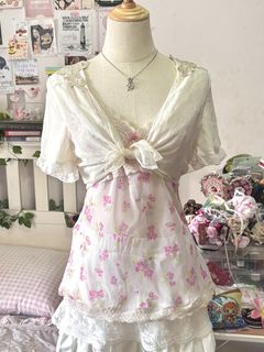(Category: ) located in . Submitted by romanticise (Listing ID 1438353611, Image 1). Description: .