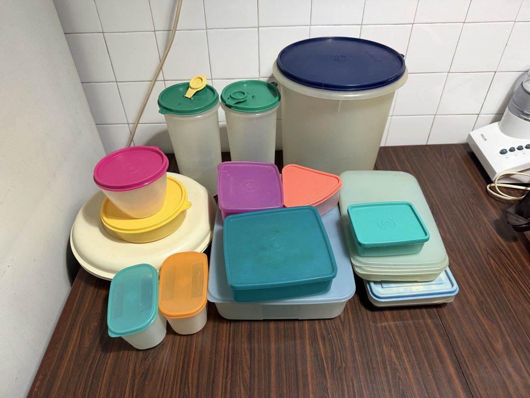 Vintage Tupperware Container Set - Various Sizes456694433150423040