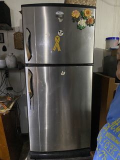 (Category: ) located in . Submitted by ecochicsales (Listing ID 1438333724, Image 1). Description: .