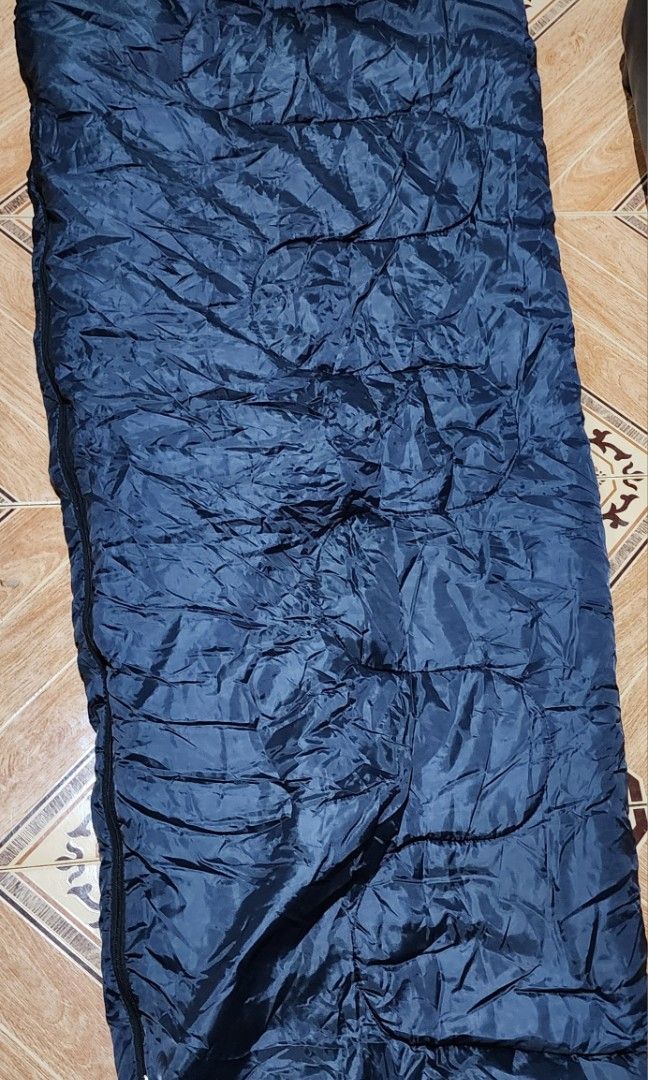 Whiteseek envelope sleeping bag (Category: Hiking & Camping) located in Baguio. Submitted by coffeesilvershadow_28 (Listing ID 1438484743, Image 3). Description: - From padala box- Like new condition - 225x 80x50cm - 1.8 Kg. - Naby blue/gray color - Baguio dropping - Jnt shipping- Payment firsg plus sf before shipping.