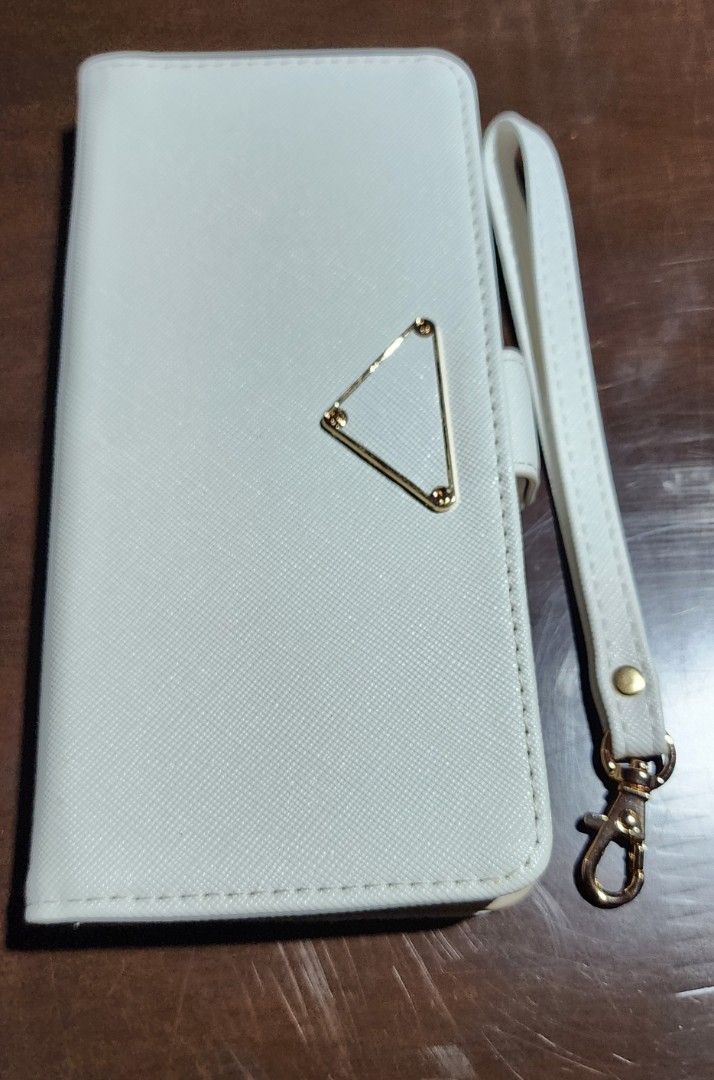 Xiomi Redmi 12 5G phone case (Category: Cases & Sleeves) located in Baguio. Submitted by coffeesilvershadow_28 (Listing ID 1438494143, Image 1). Description: - From Hong Kong box- Brand new - Baguio dropping - Jnt shipping- Payment first plus sf before shipping.