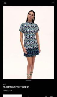 (Category: ) located in . Submitted by tinycloset__ (Listing ID 1438418892, Image 1). Description: .