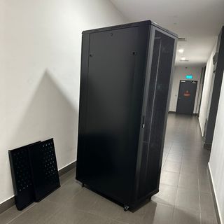 IT Network Cabinet Speedsmount Server Rack  收藏品 2